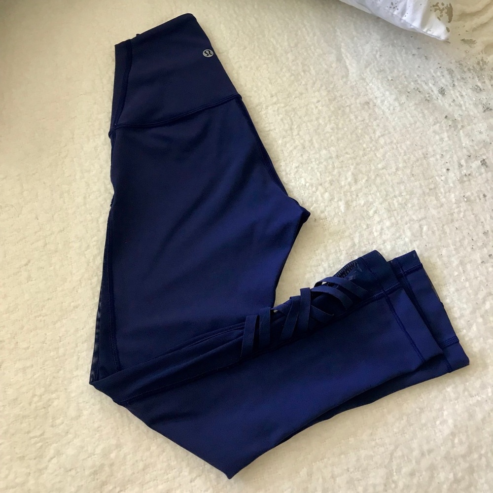 Lululemon Mesh Wunder Under Crop 23” - image 1